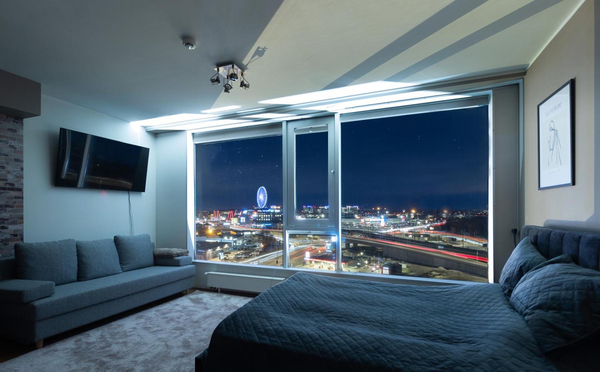 Revalia Fahle Airport Bus-Station Apartments With Best Views Ngoại thất bức ảnh